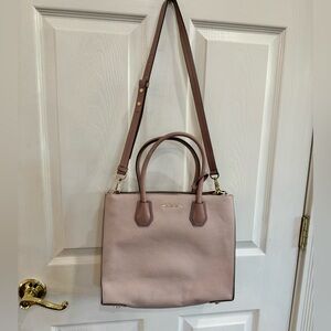Michael Kors Mercer Messenger Bag in 2 toned blush